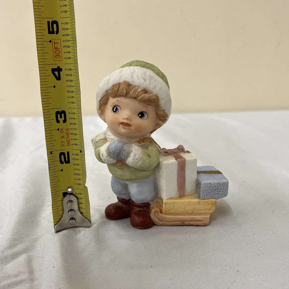 Vintage Homco Christmas 5556 Porcelain Christmas Children Boy & Girl Figurines - Picture 9 of 12